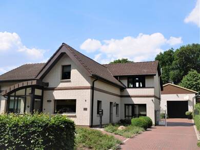 Einfamilienhaus zum Kauf 595.000 € 285 m² 1.600 m² Grundstück Nordhastedt 25785