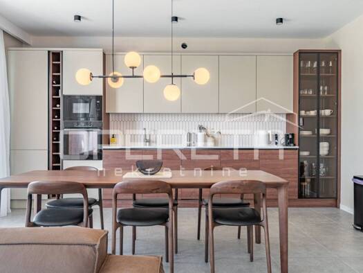 Wohnung zur Miete 2.000 € 4 Zimmer 125 m² EG Vabriga 52465