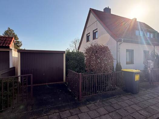 Doppelhaushälfte zum Kauf provisionsfrei 120.000 € 3,5 Zimmer 85 m² 450 m² Grundstück Merseburg Merseburg 06217