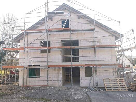 Doppelhaushälfte zum Kauf - Erstbezug 510.000 € 5 Zimmer 155 m² 230 m² Grundstück frei ab 01.10.2026 Fluorn Fluorn-Winzeln 78737