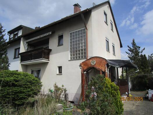 Haus zum Kauf 7 Zimmer 124 m² 576 m² Grundstück frei ab sofort Roth 91154