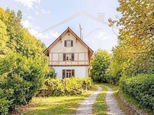 Einfamilienhaus zum Kauf 279.999 € 9 Zimmer 250 m² 1.200 m² Grundstück Engen Engen 78234
