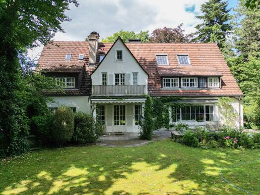 Villa zum Kauf 2.770.000 € 8 Zimmer 250 m² 660 m² Grundstück Thalk.Obersendl.-Forsten-Fürstenr.-Solln München 81479