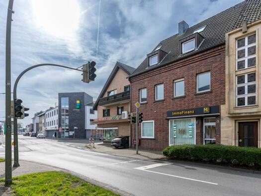 Haus zum Kauf 189.000 € 9 Zimmer 59,1 m² 138 m² Grundstück Hauptstraße 3 Bockum-Hövel Bockum - Hövel 59075