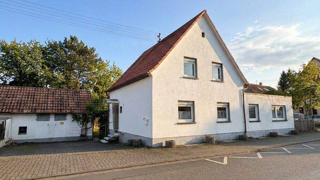 Einfamilienhaus zum Kauf 349.000 € 7 Zimmer 133 m² 372 m² Grundstück Neupotz 76777