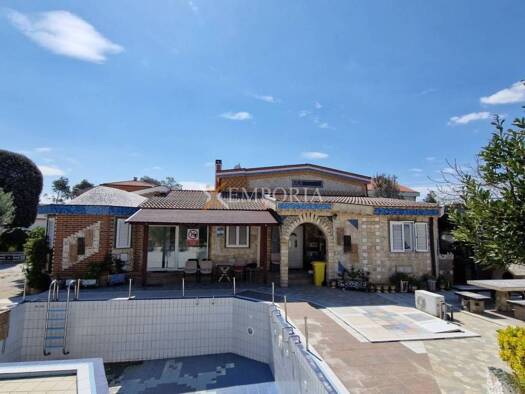 Haus zum Kauf 550.000 € 4 Zimmer 271 m² Vir