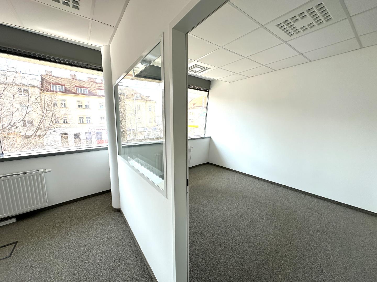 Bürofläche zur Miete 381,60 € 1,5 Zimmer 11,2 m²<br/>Bürofläche Schwechat 2320