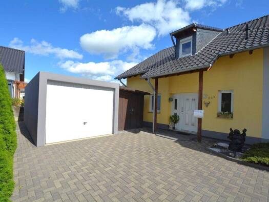 Doppelhaushälfte zur Miete 1.300 € 5 Zimmer 112 m² 319 m² Grundstück frei ab sofort Gerolstein 54568