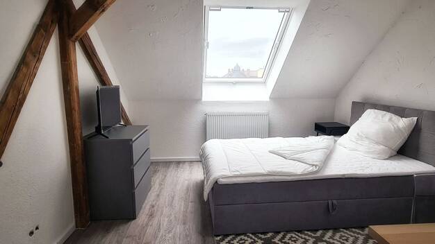 WG-Zimmer zur Miete Wohnen auf Zeit 500 € 16 m² 5. Geschoss frei ab sofort Roßdorfer Strasse 00 Bornheim Frankfurt am Main 60385