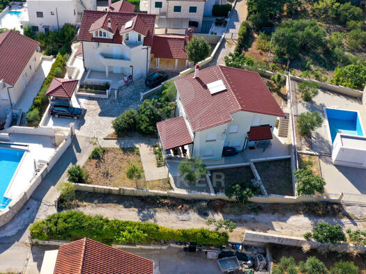 Villa zum Kauf 10 Zimmer 404 m² 2.210 m² Grundstück Tribunj 22211