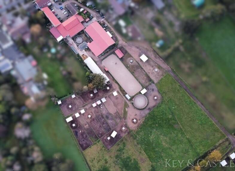 Reiterhof zum Kauf 1.850.000 € 490.000 m² Grundstück Velten 16727