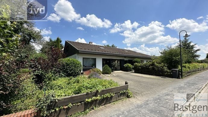 Einfamilienhaus zum Kauf 680.000 € 8 Zimmer 300 m²<br/>Wohnfläche 1.322 m²<br/>Grundstück Wittlich Wittlich 54516