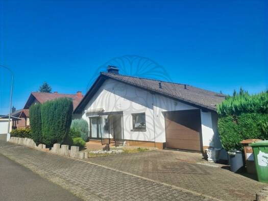 Einfamilienhaus zum Kauf 349.000 € 5 Zimmer 143 m² 750 m² Grundstück Hachenburg 57627
