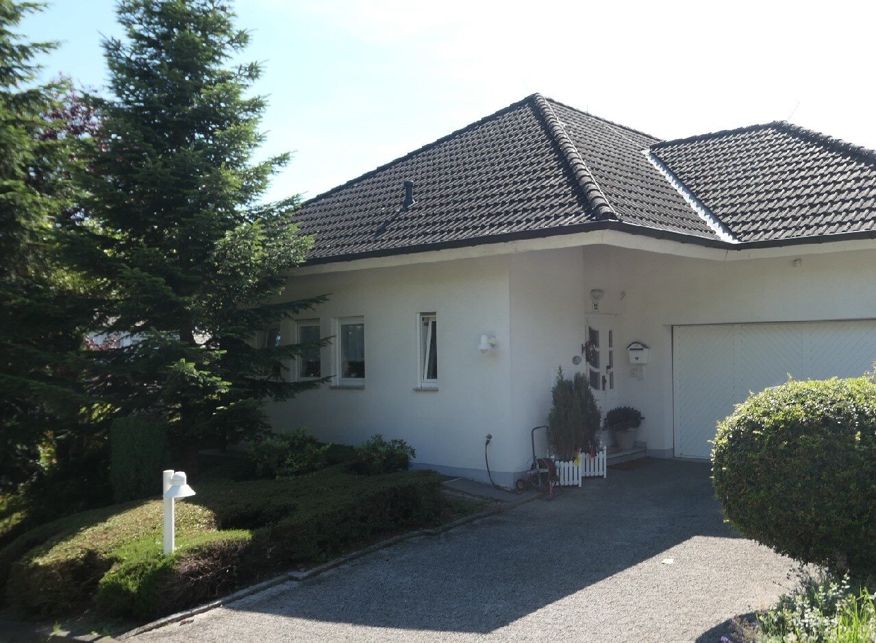 Einfamilienhaus zum Kauf provisionsfrei 497.000 € 4 Zimmer 129 m²<br/>Wohnfläche 856 m²<br/>Grundstück Ehringhausen Remscheid 42859