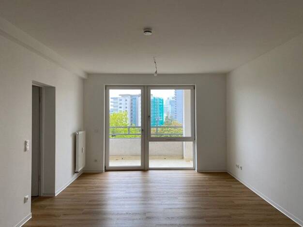 Wohnung zur Miete 1.148 € 4 Zimmer 85 m² 7. Geschoss frei ab 17.10.2026 Berliner Straße 2 Eschborn Eschborn 65760