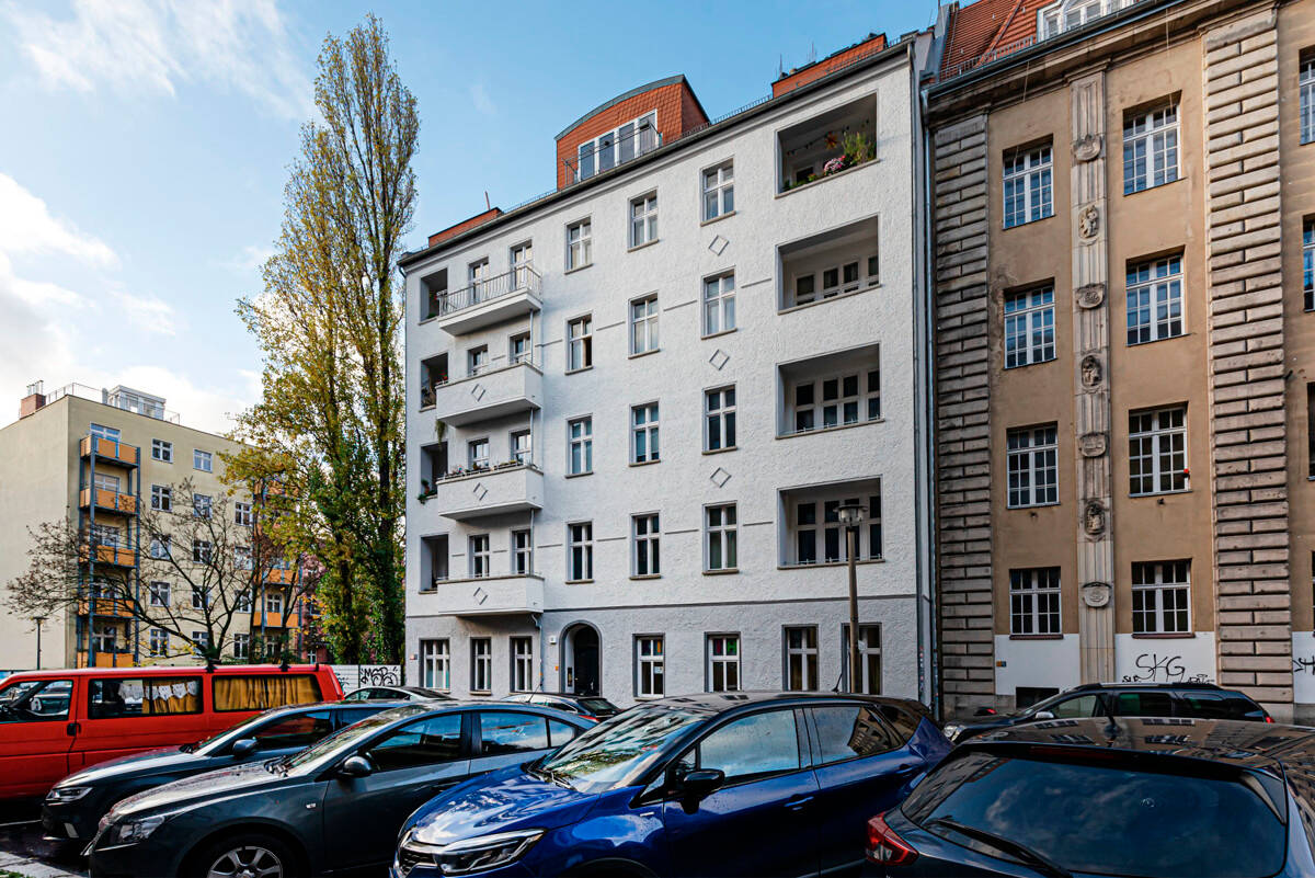 2 Zimmer mit *Balkon*: Gründerzeit-Wohnung im beliebten Friedrichshain - nahe Volkspark! – Eckertstraße 17, 10249 Berlin – Vorschaubild 17