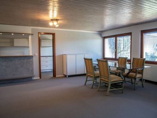 Terrassenwohnung zur Miete 740 € 2,5 Zimmer 78 m² Geschoss -1/2 frei ab sofort Neckartenzlingen 72654