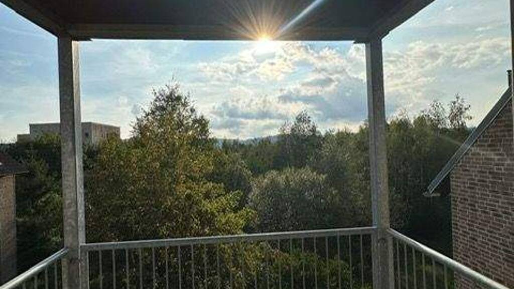 Wohnung zur Miete 360 € 2 Zimmer 55 m² frei ab 01.06.2026 Suhl 98528