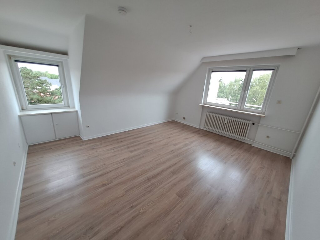 Wohnung zur Miete 775 € 2,5 Zimmer 77,3 m²<br/>Wohnfläche 3.<br/>Geschoss ab sofort<br/>Verfügbarkeit Wandsbeker Ring 4 Oberstadt, Bez. 13 Geesthacht 21502