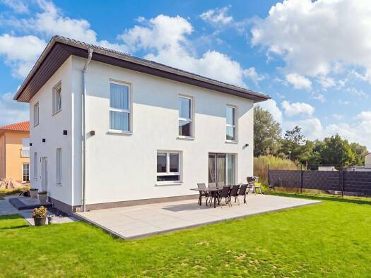 Einfamilienhaus zum Kauf 649.000 € 6 Zimmer 150,6 m² 472 m² Grundstück Velten 16727