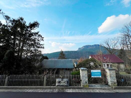 Haus zum Kauf 75.000 € 1 Zimmer 36 m² 809 m² Grundstück Königstein Königstein 01824