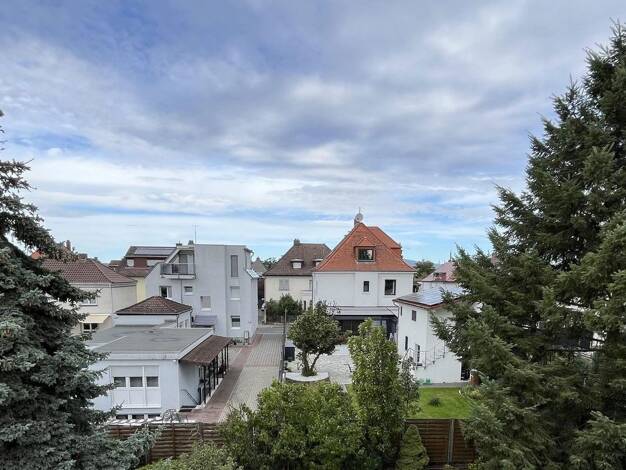 Wohnung zur Miete 875 € 2 Zimmer 70 m² 2. Geschoss Kelsterbach 65451