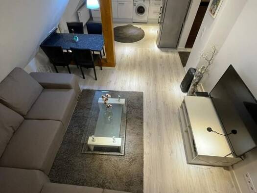 Wohnung zur Miete Wohnen auf Zeit 2.400 € 3 Zimmer 85 m² frei ab sofort Lohausen Düsseldorf 40474