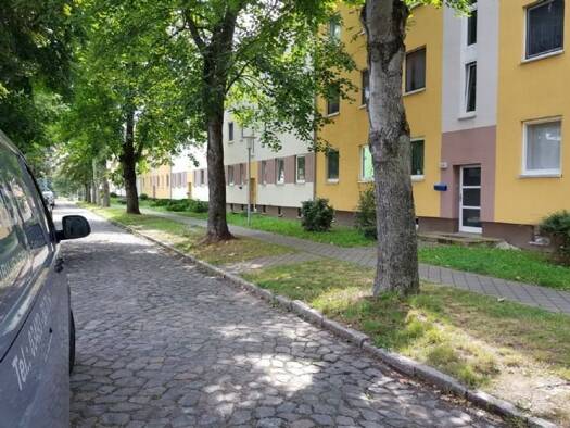 Wohnung zur Miete 259 € 2 Zimmer 43,1 m² 2. Geschoss frei ab sofort Brehnaer Straße 29 Roitzsch Sandersdorf-Brehna 06809