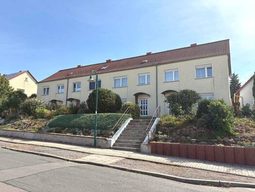 Reihenhaus zum Kauf 90.000 € 4 Zimmer 87 m² 449 m² Grundstück frei ab sofort Artern Artern/Unstrut 06556