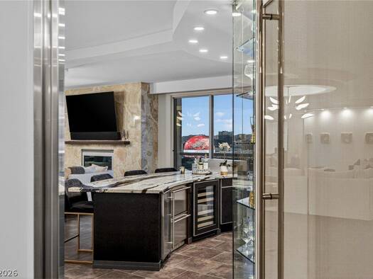 Wohnung zum Kauf 4.356.464 € 10 Zimmer 521,1 m² 2747 Paradise Road Las Vegas 89109