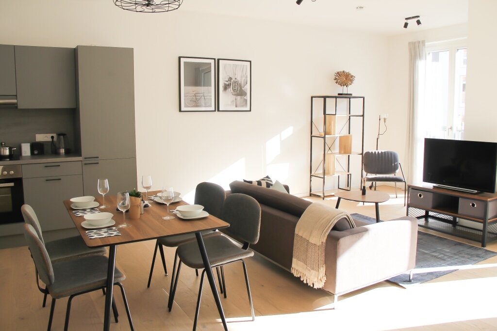 Wohnung zur Miete Wohnen auf Zeit 2.115 € 2 Zimmer 55 m²<br/>Wohnfläche 16.05.2025<br/>Verfügbarkeit Bornholmer Straße Prenzlauer Berg Berlin 10439