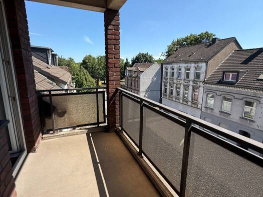 Wohnung zur Miete 357 € 3,5 Zimmer 69 m² 3. Geschoss frei ab sofort Untermeiderich Duisburg 47137