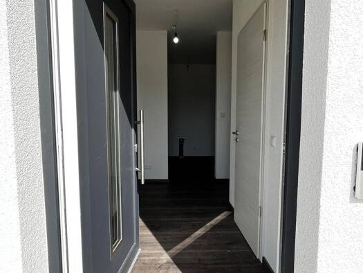 Maisonette zur Miete 1.350 € 2,5 Zimmer 76 m² frei ab sofort Rot St. Leon-Rot 68789