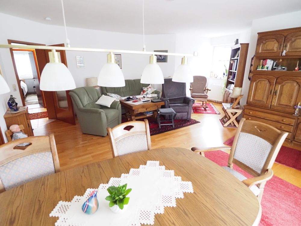 Immobilie in Höhr-Grenzhausen - Attraktive Eigentumswohnung in einem gepflegten Haus mit ruhiger Wohnlage - Bild 3