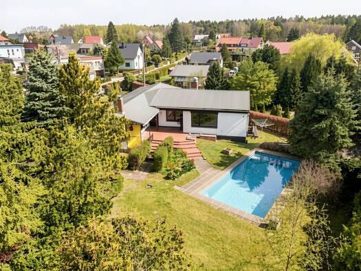 Einfamilienhaus zum Kauf 299.000 € 4 Zimmer 140 m² 1.336 m² Grundstück Feldschlößchen Wachau 01454