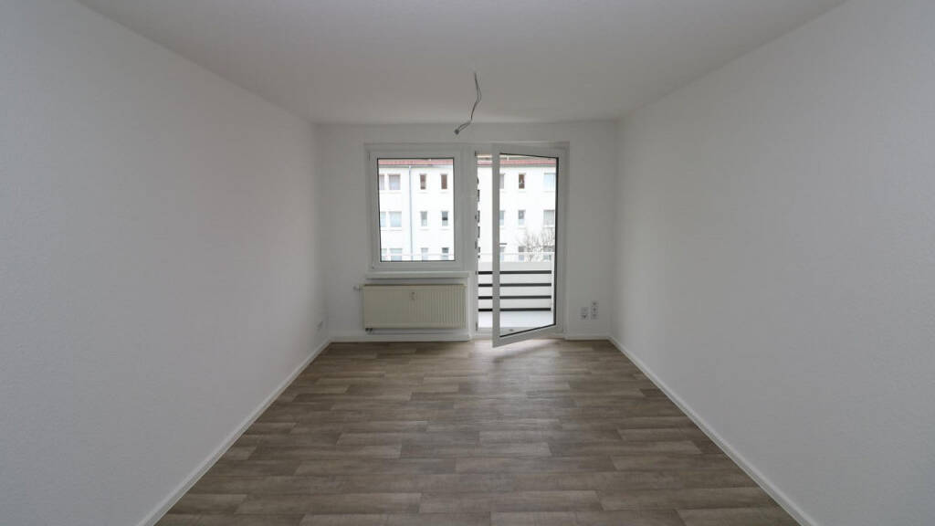 Wohnung zur Miete 379 € 3 Zimmer 57,7 m² 3. Geschoss Albert-Einstein-Straße 7 Freiberg 09599