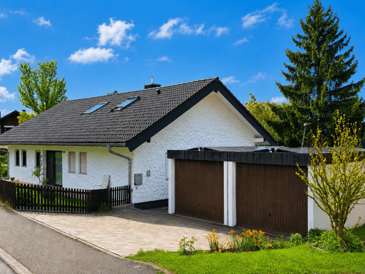 Einfamilienhaus zum Kauf 532.000 € 7 Zimmer 230 m² 812 m² Grundstück Herzogsweiler Pfalzgrafenweiler 72285