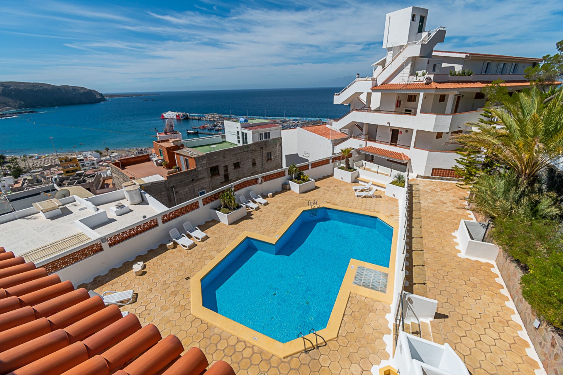 Maisonette zum Kauf 1.100.000 € 216 m²<br/>Wohnfläche 1.<br/>Geschoss Playa De Los Cristianos 38650