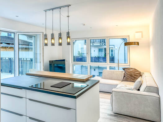 Wohnung zur Miete 1.100 € 2 Zimmer 70 m² frei ab sofort Gerolfing Ingolstadt 85049