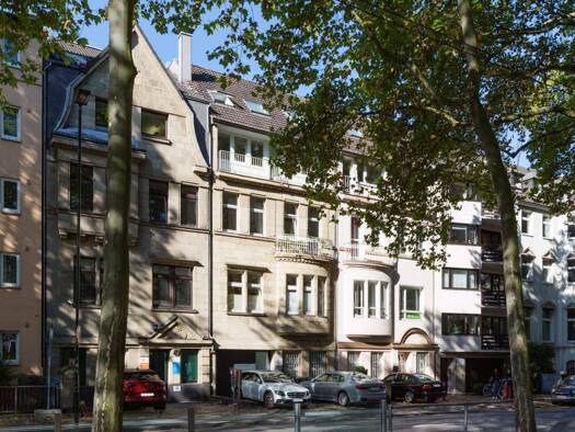 Mehrfamilienhaus zum Kauf als Kapitalanlage geeignet 1.745.000 € 13 Zimmer 407 m² 312 m² Grundstück Düsseltal Düsseldorf 40237