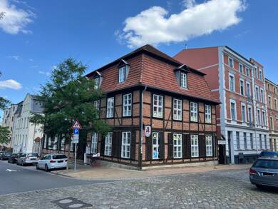 Wohn- und Geschäftshaus zum Kauf als Kapitalanlage geeignet 1.150.000 € 628 m² Taubenstraße 19 Schelfstadt Schwerin 19055