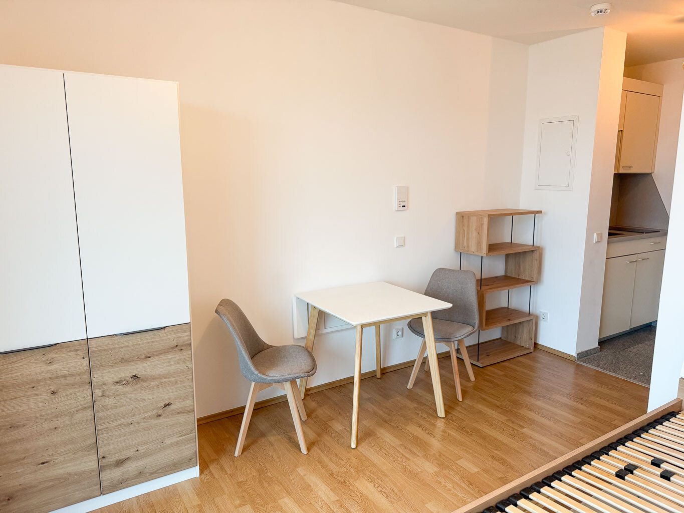 Studio zur Miete 1.200 € 1 Zimmer 23 m²<br/>Wohnfläche 3.<br/>Geschoss ab sofort<br/>Verfügbarkeit Landsberger Straße 272 St. Ulrich München 80687