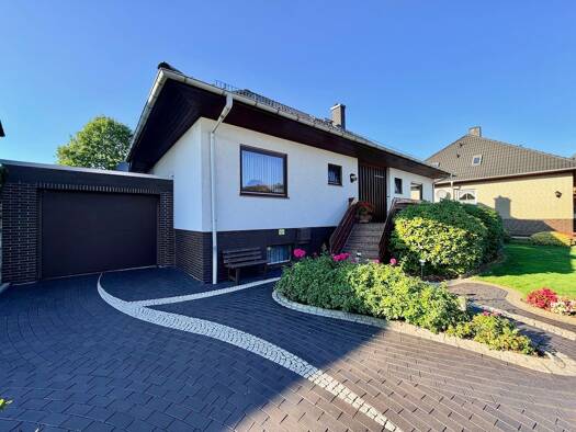 Bungalow zum Kauf 319.000 € 4 Zimmer 135 m² 760 m² Grundstück Poggenhagen Neustadt am Rübenberge 31535