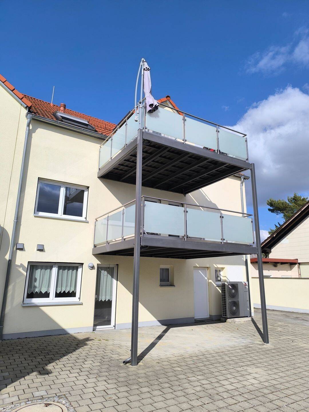 Immobilie in Adelschlag - Schnelligkeit ist bei dieser Top-Wohnung mit Fernblick gefragt - modern und auf dem neuestem Stand - Ideal für Sie und Ihre Familie - Nähe Ingolstadt - Bild 1