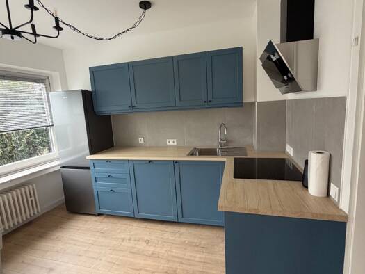 WG-Zimmer zur Miete 470 € 11 m² Geschoss 1/5 frei ab sofort Alfred-Schütte-Allee 162 Poll Köln 51105