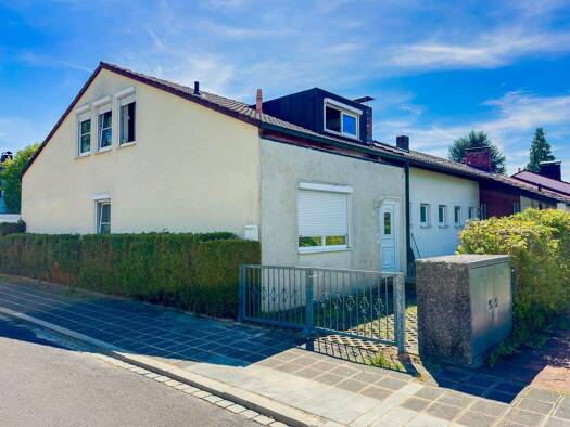 Mehrfamilienhaus zum Kauf 690.000 € 8 Zimmer 200 m² 860 m² Grundstück Langwasser Nürnberg 90473