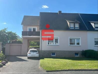 Doppelhaushälfte zum Kauf 320.000 € 5 Zimmer 130 m² 689 m² Grundstück Bitburg Bitburg 54634