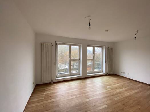 Studio zur Miete 410 € 1 Zimmer 40 m² Geschoss 1/4 frei ab sofort St Johann Saarbrücken 66121