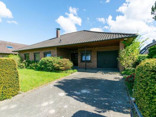 Einfamilienhaus zur Miete 1.250 € 4 Zimmer 133 m² 587 m² Grundstück frei ab sofort Ofen/Bad Zwischenahn 26160