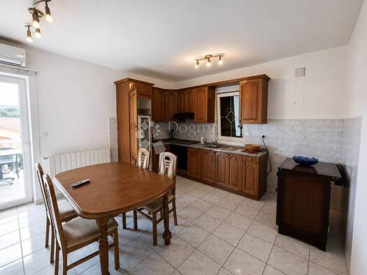 Wohnung zur Miete 750 € 3 Zimmer 90 m² Geschoss 1/1 Labin Labin 52220